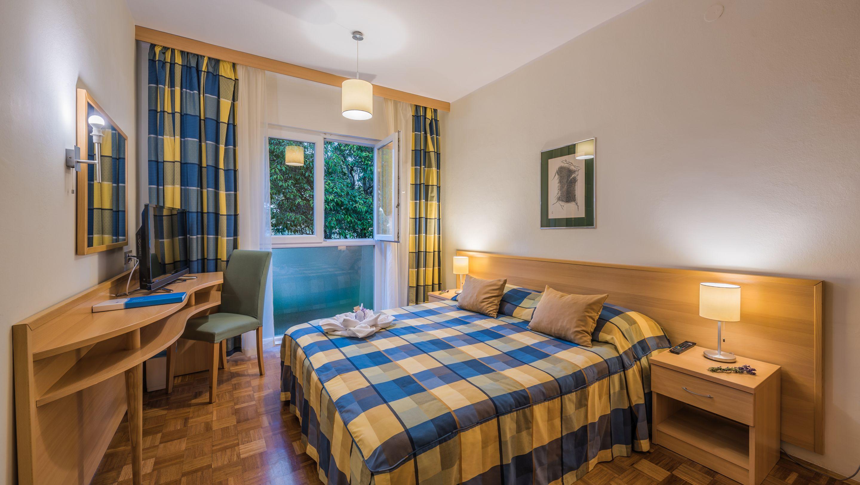 Aminess Vival Casa Velaris Hotel Supetar Bagian luar foto