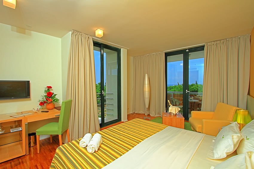 Aminess Vival Casa Velaris Hotel Supetar Bagian luar foto
