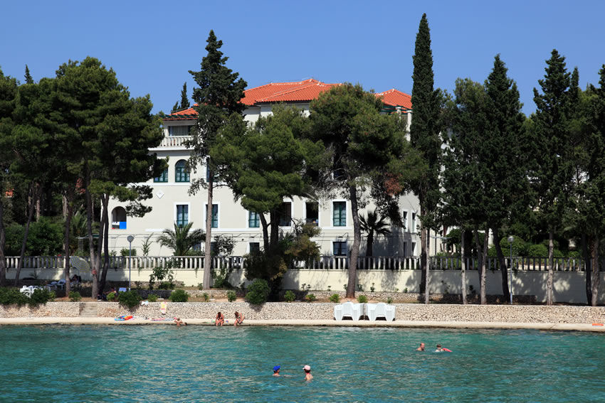 Aminess Vival Casa Velaris Hotel Supetar Bagian luar foto